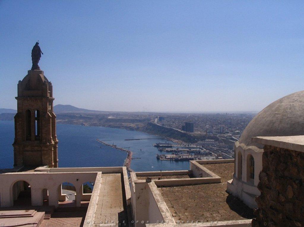 ORAN MAI 2008 3001 Santa Cruz Oran.jpg